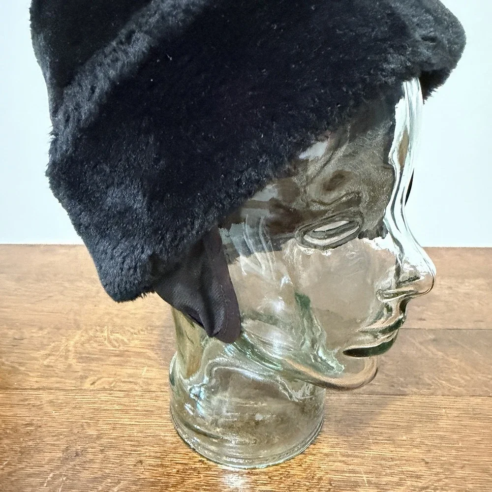 Amalgamated Clothing & Textile Union Made In USA Faux Fur Hat Women's Large
